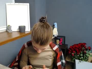 Tiny_Felicity Chaturbate stream image from February 22, 2025