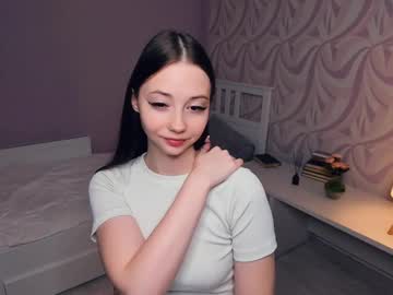 Ethalfloor Chaturbate stream image from February 22, 2025