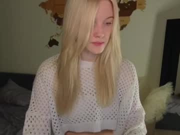 Wildadearborn Chaturbate stream image from February 22, 2025