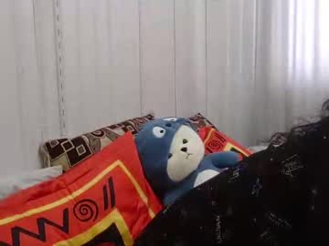 Yanaloversx Chaturbate stream image from February 22, 2025