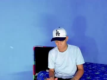 Nioklouds777 Chaturbate stream image from February 22, 2025