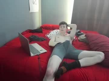 Fox_Hev Chaturbate stream image from February 22, 2025