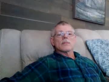 My1mujer Chaturbate stream image from February 22, 2025