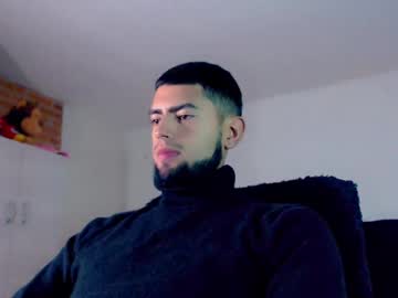 Santi__07 Chaturbate stream image from February 22, 2025