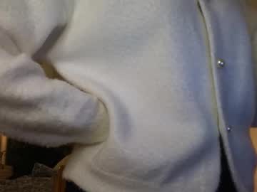 Tategundry Chaturbate stream image from February 22, 2025