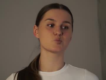 Edythhesley Chaturbate stream image from February 22, 2025