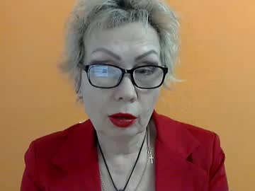 Nessyjenixs Chaturbate stream image from February 22, 2025
