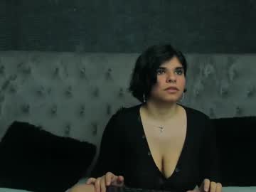 Allisonaly Chaturbate stream image from February 22, 2025