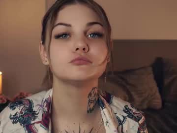 Glennabeam Chaturbate stream image from February 22, 2025