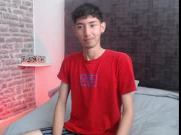 Loverisu Chaturbate stream image from February 22, 2025