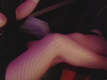 Ted_N_Nina Chaturbate stream image from February 22, 2025
