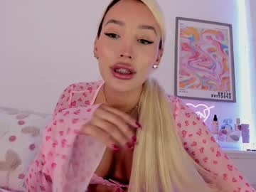 _Viioletweekend_ Chaturbate stream image from February 22, 2025