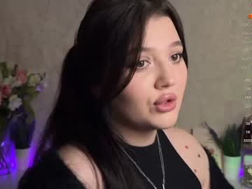 Moonrenata Chaturbate stream image from February 22, 2025