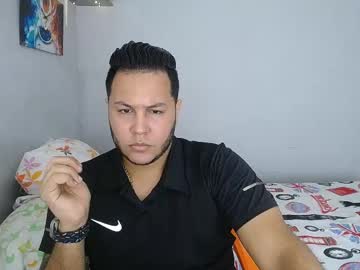 Maxximo_Decimo Chaturbate stream image from February 23, 2025