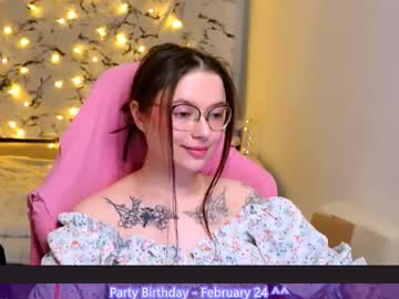 Lucky_Hanna Chaturbate stream image from February 23, 2025