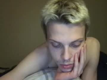 Tallblondie3 Chaturbate stream image from February 23, 2025