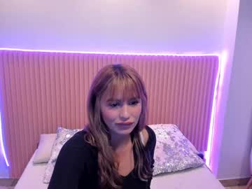 Candy_Glow Chaturbate stream image from February 23, 2025