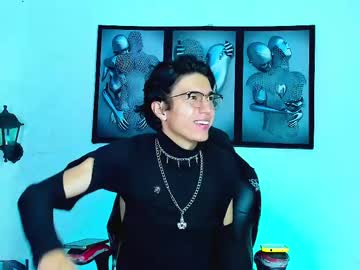Eithan_Villalobos Chaturbate stream image from February 23, 2025