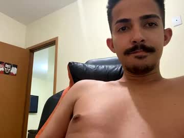 Fabinresendes Chaturbate stream image from February 23, 2025