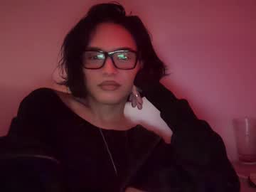 Strgrlrsng Chaturbate stream image from February 23, 2025