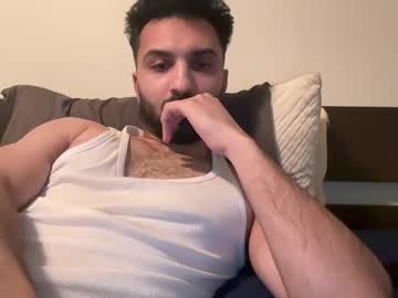 Massimo365xo Chaturbate stream image from February 23, 2025