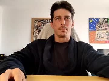 Pikaroooo Chaturbate stream image from February 23, 2025