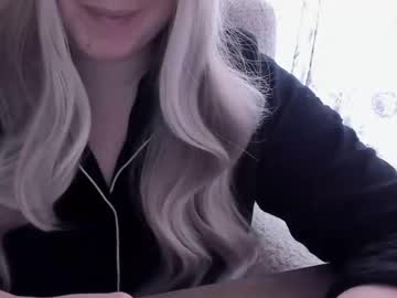 Blondymargaret Chaturbate stream image from February 23, 2025
