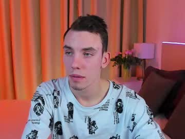 Daniel_Kinng Chaturbate stream image from February 23, 2025