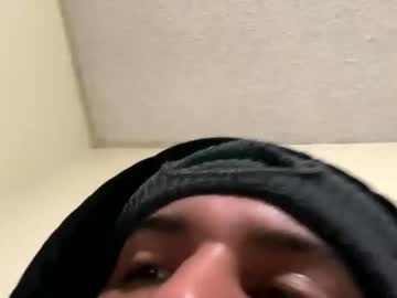 Aaroncencal Chaturbate stream image from February 23, 2025