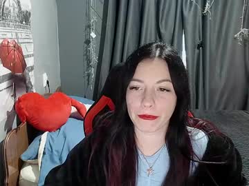Kiraflamy Chaturbate stream image from February 23, 2025