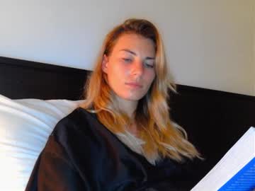 Deus_Lia Chaturbate stream image from February 23, 2025