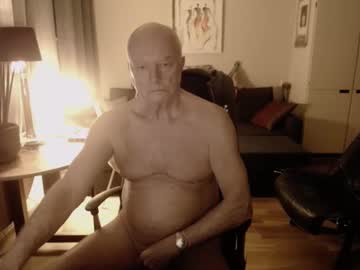 Eroen Chaturbate stream image from February 23, 2025