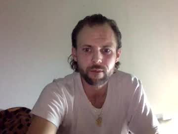 Deseo1200 Chaturbate stream image from February 23, 2025
