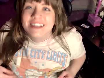Thehappylittleslut Chaturbate stream image from February 23, 2025