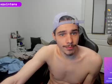 Xavintens Chaturbate stream image from February 23, 2025