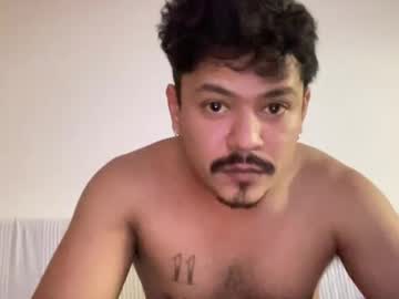 Muluto21xx Chaturbate stream image from February 23, 2025