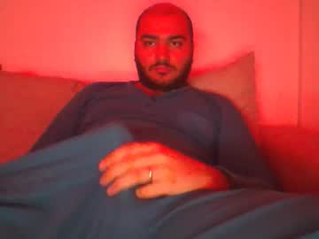 Roobyboy Chaturbate stream image from February 23, 2025