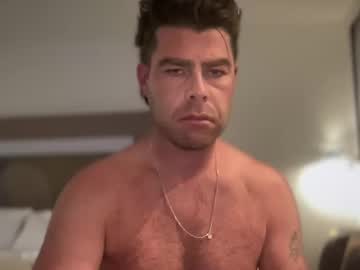 Maxcastlebigland Chaturbate stream image from February 24, 2025
