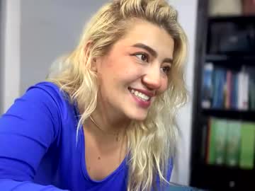 Yournina1 Chaturbate stream image from February 24, 2025