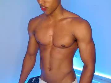 Ken_Owens Chaturbate stream image from February 24, 2025