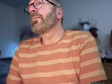 Phillyhung8 Chaturbate stream image from February 24, 2025