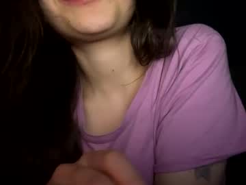 _Alyson Chaturbate stream image from February 24, 2025