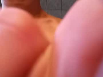 Adam000985057 Chaturbate stream image from February 24, 2025