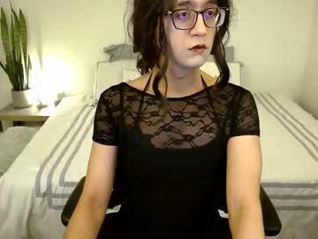 Kumatryant Chaturbate stream image from February 24, 2025