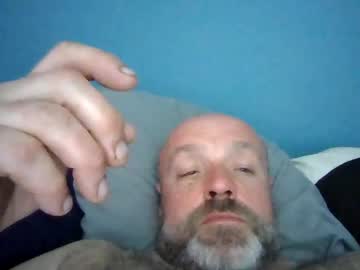 Squirrelnuts77 Chaturbate stream image from February 24, 2025