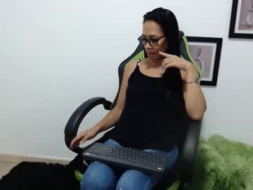 Bianca_202 Chaturbate stream image from February 24, 2025