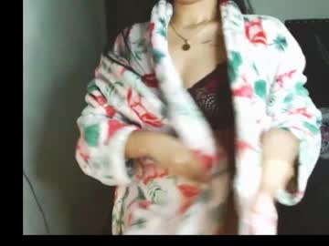 Sallywhit Chaturbate stream image from February 24, 2025