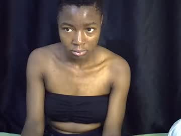 Pretty_Queen18 Chaturbate stream image from February 24, 2025