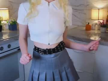 Antoniagise Chaturbate stream image from February 24, 2025