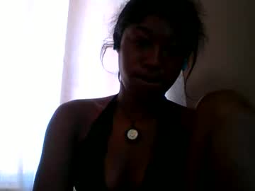 Lexieroyal690 Chaturbate stream image from February 24, 2025